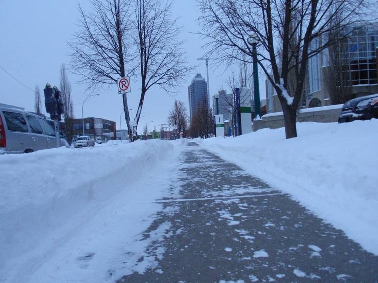 北京啟動(dòng)除雪黑科技！用路面?zhèn)鞲衅鞅O(jiān)控高速路